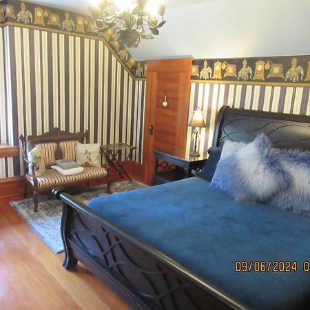 Hummingbird Gardens B&B Ladysmith Extérieur photo